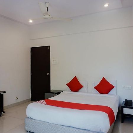 Dreams Holiday Resort Lonavala Bagian luar foto