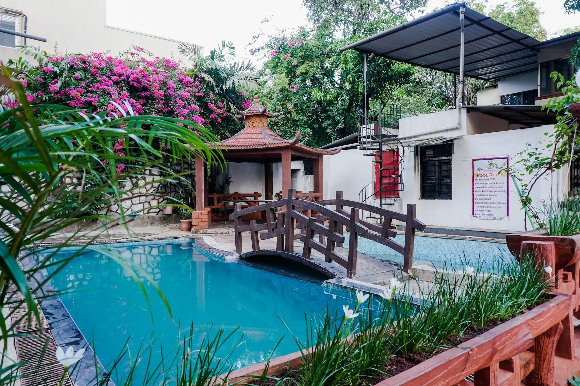 Dreams Holiday Resort Lonavala Bagian luar foto